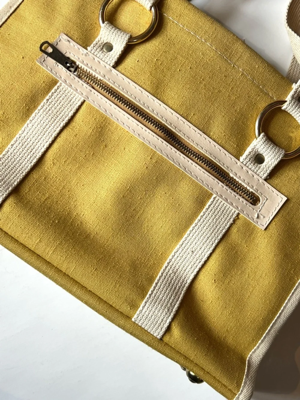 Vintage 60s Canvas Tote Bag in Mustard Yellow with Cream Straps - Picture 2 of 12